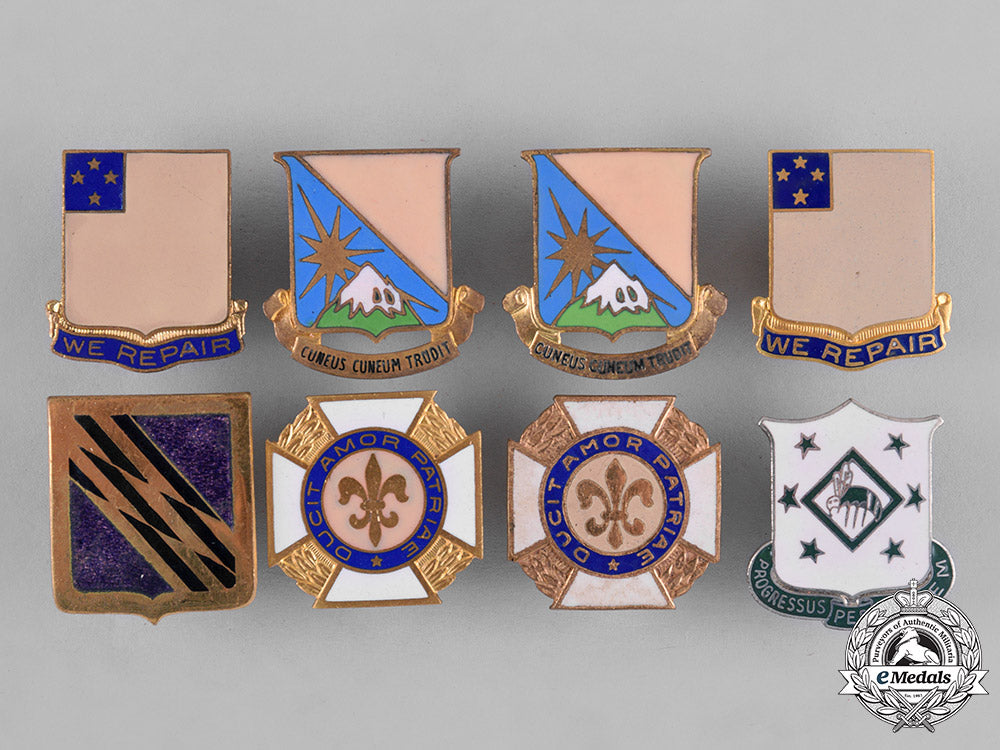 united_states._forty-_eight_regimental_insignia_badges_c18-043748