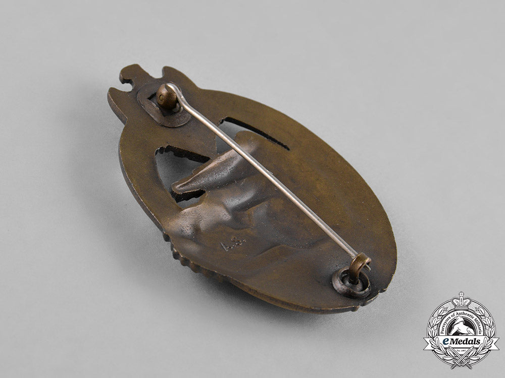 germany,_wehrmacht._a_panzer_assault_badge,_bronze_grade,_by_adolf_scholze_c18-043784