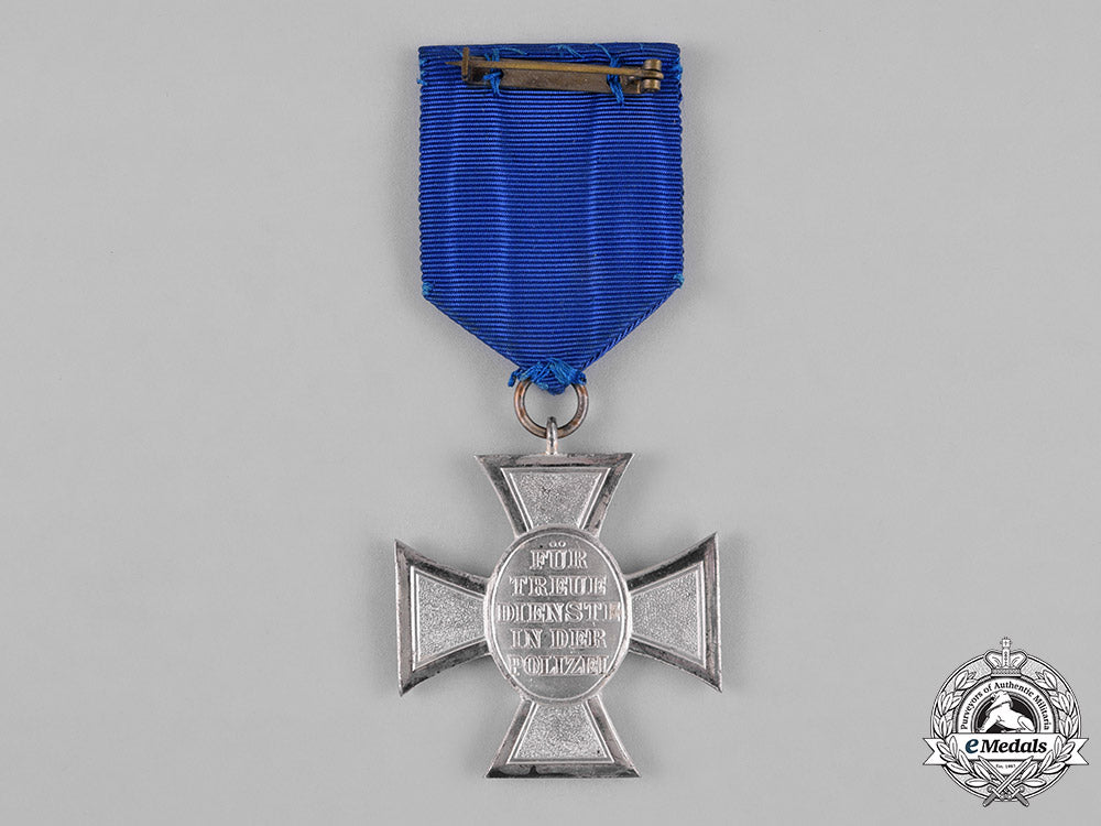 germany,_ordnungspolizei._a_police18-_year_long_service_cross_with_case_c18-043790_1