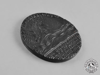united_kingdom._an_rms_lusitania_propaganda_medal_c18-043941