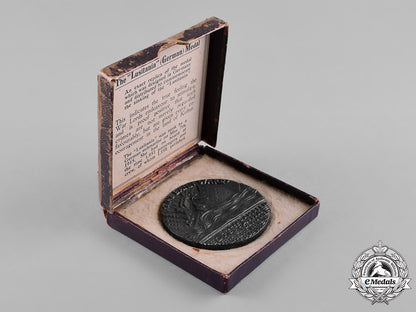 united_kingdom._an_rms_lusitania_propaganda_medal_c18-043944