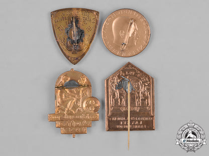 germany,_third_reich._a_lot_of_second_war_period_badges_c18-044026