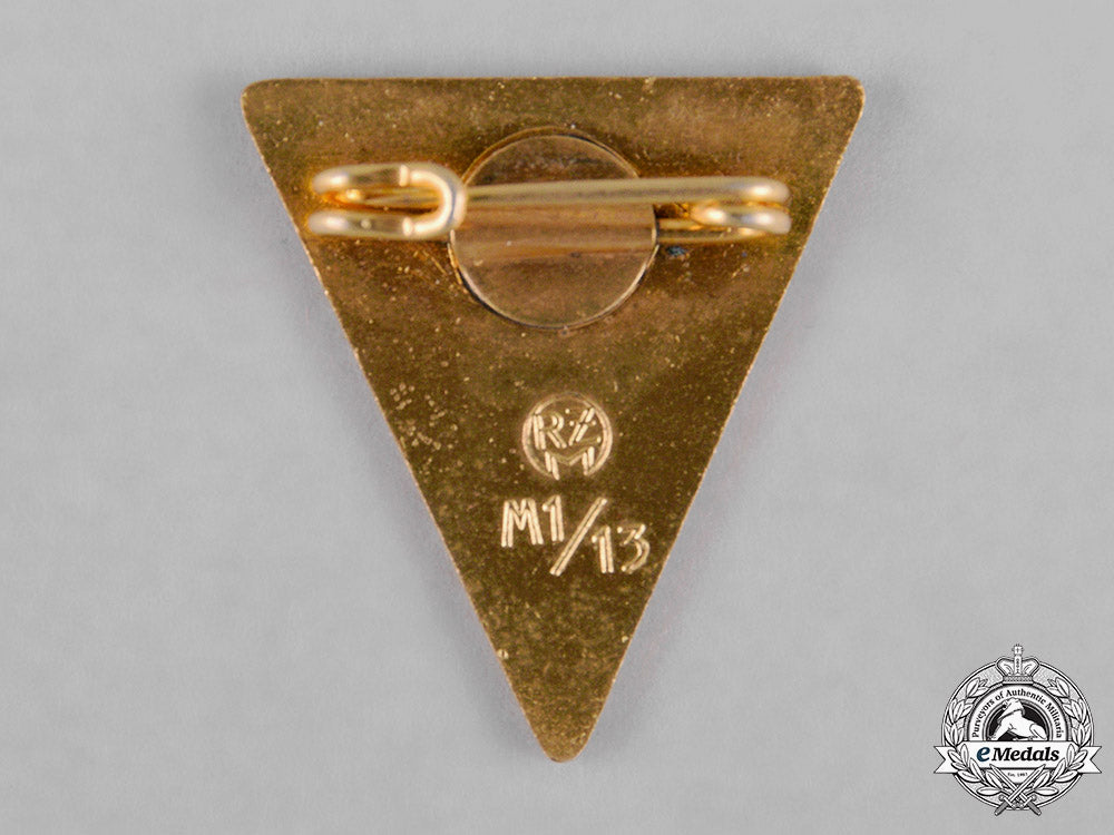 germany,_ns-_frauenschaft._a_national_socialist_women’s_league_membership_badge,_by_l._christian_c18-044076