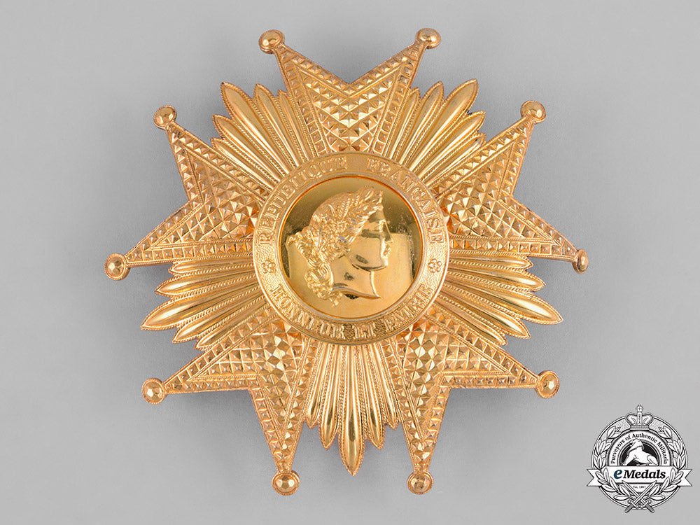 france,_iv_republic._a_national_order_of_the_legion_of_honour,_i_class_grand_cross_star,_by_bertrand,_c.1955_c18-044078
