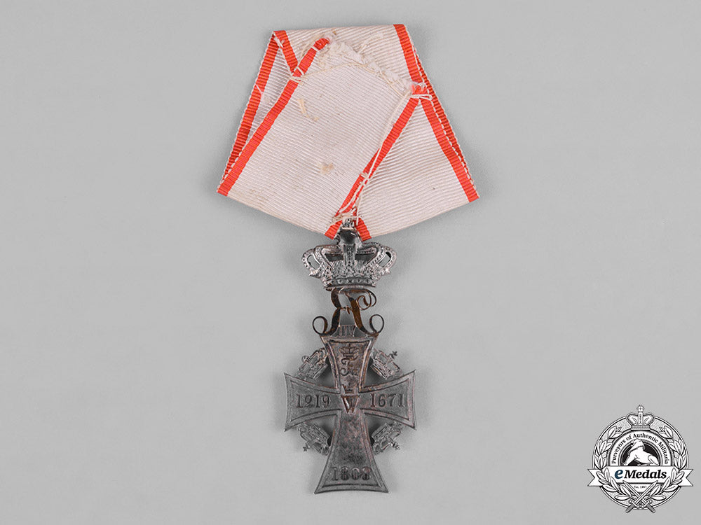 denmark,_kingdom._an_order_of_dannebrog,_silver_cross,_frederick_vii,_c.1850_c18-044086_1