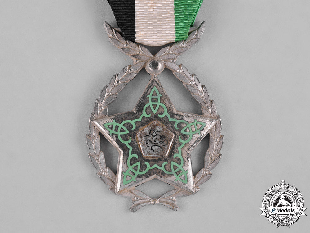 syria,_republic._an_order_of_devotion,_ii_class_cross_c.1960_c18-044130_1