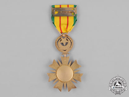 brunei._a_most_blessed_order_of_setia_negara_brunei,_iv_class_knight,_c.1960_c18-044200