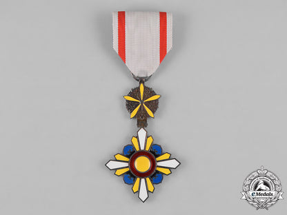 japan,_occupied_manchukuo._an_order_of_the_auspicious_clouds,6_th_class_c18-044205