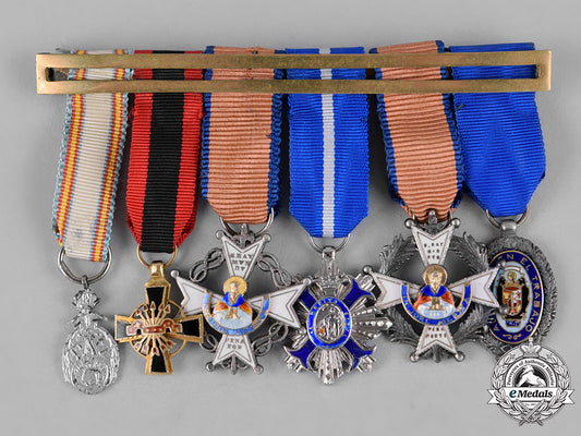 spain,_franco_period._a_miniature_group_of_six_medals&_decorations_c.1945_c18-044235_1_1