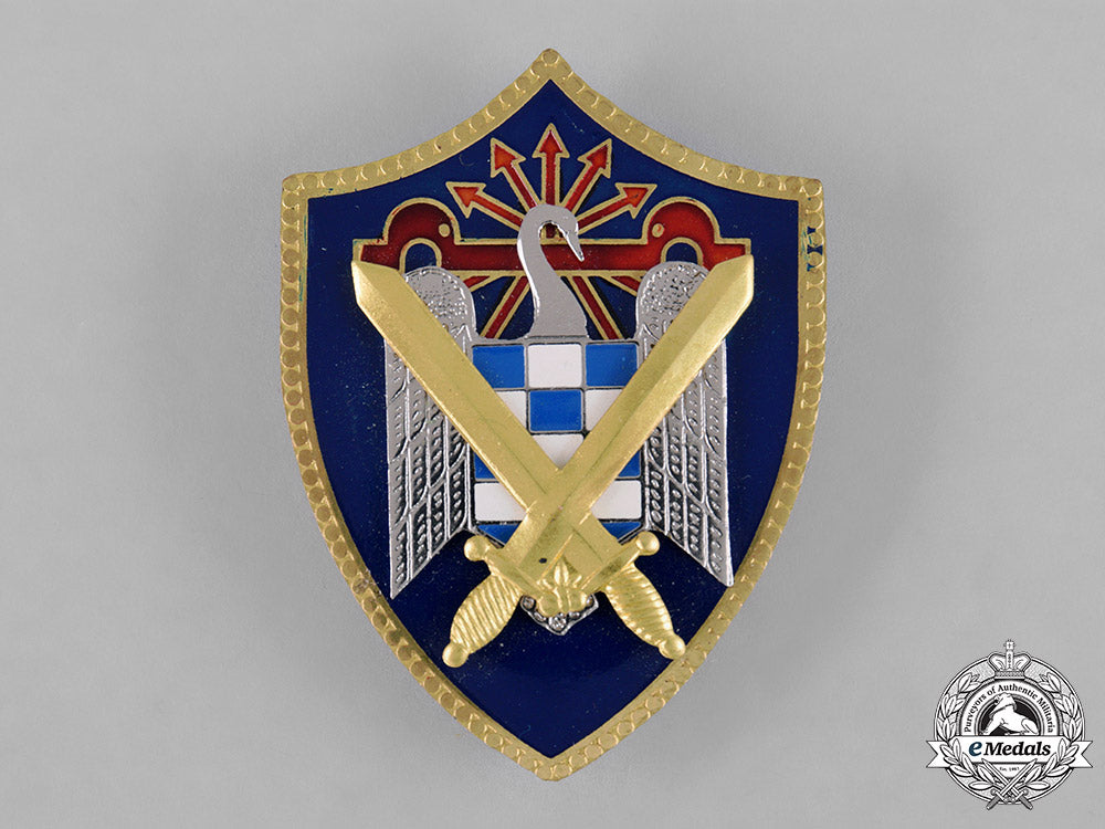spain,_franco_period._a_spanish_students_league_of_the_falange_army_badge_c.1950_c18-044245