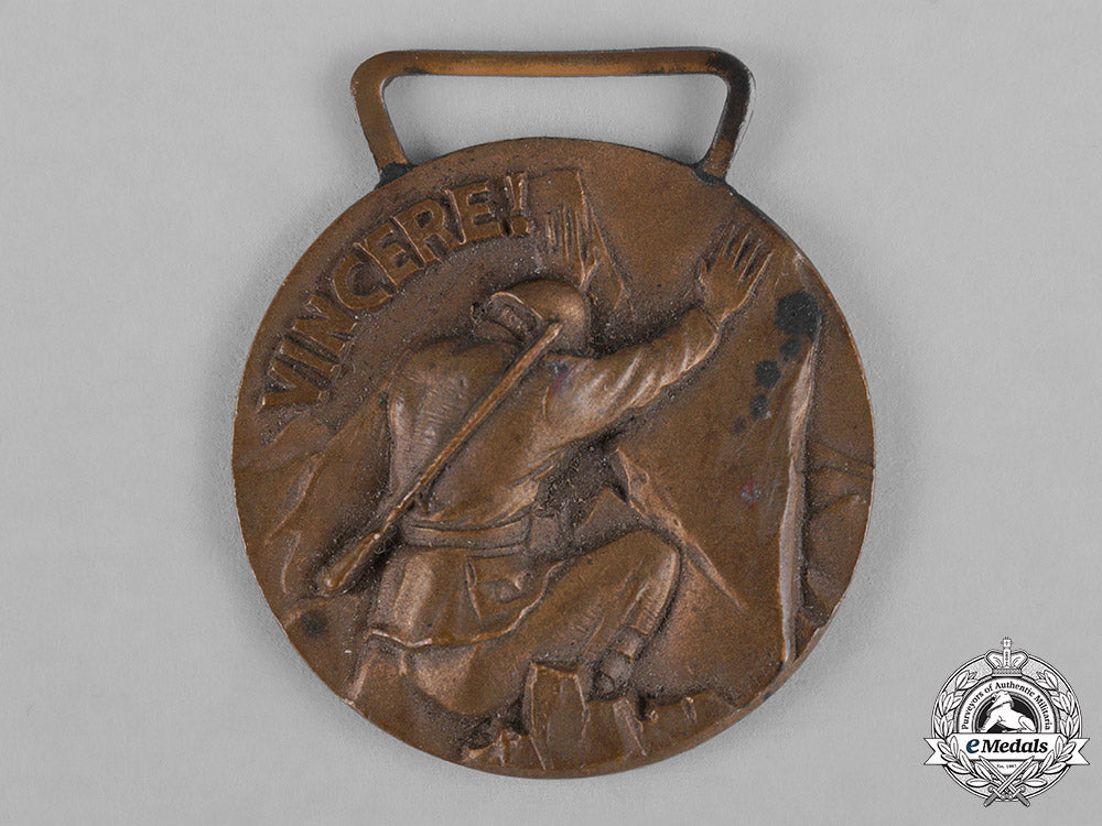 italy,_kingdom._a_medal_for_the_campaign_against_france1940_c18-044267