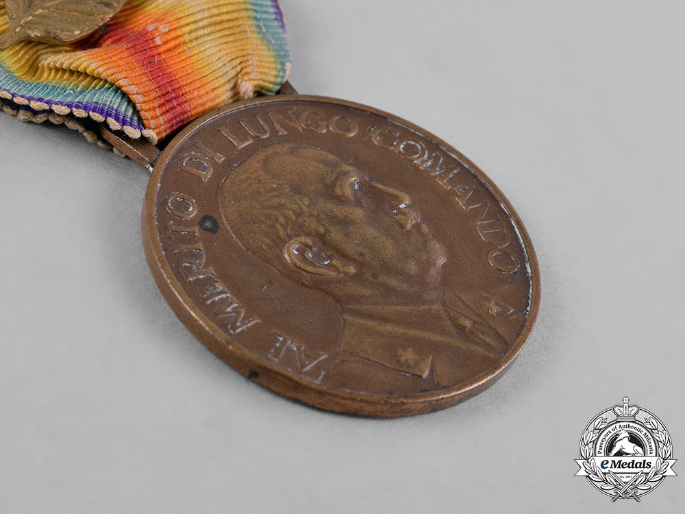 italy,_kingdom._a_medal_of_merit_for_long_service_in_the_cavalry_of_the_royal_army,_iii_class,_bronze_grade_c18-044275