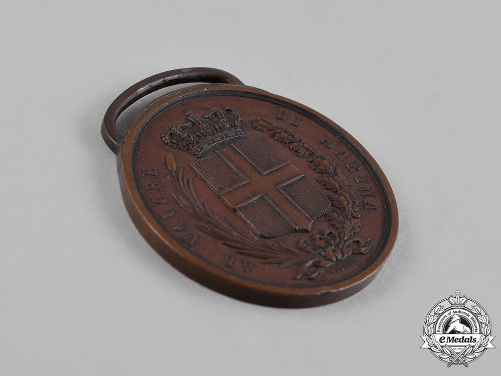 italy,_kingdom._three_medals_of_valour_c18-044395