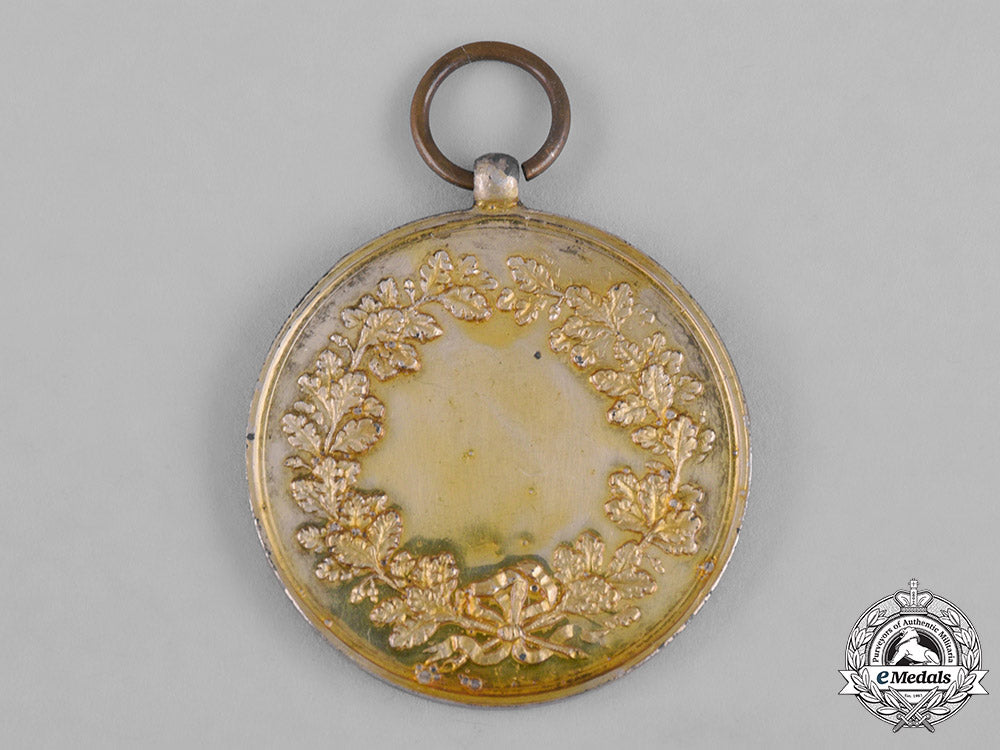 italy,_kingdom._three_medals_of_valour_c18-044397