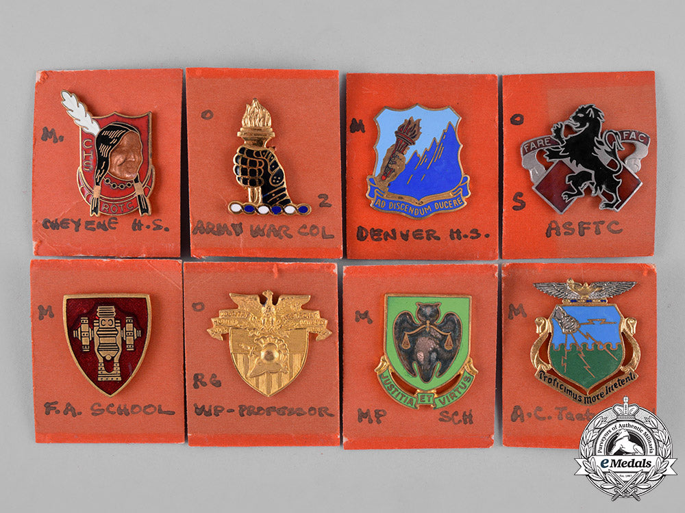 united_states._forty-_nine_regimental_school_insignia_badges_c18-044556