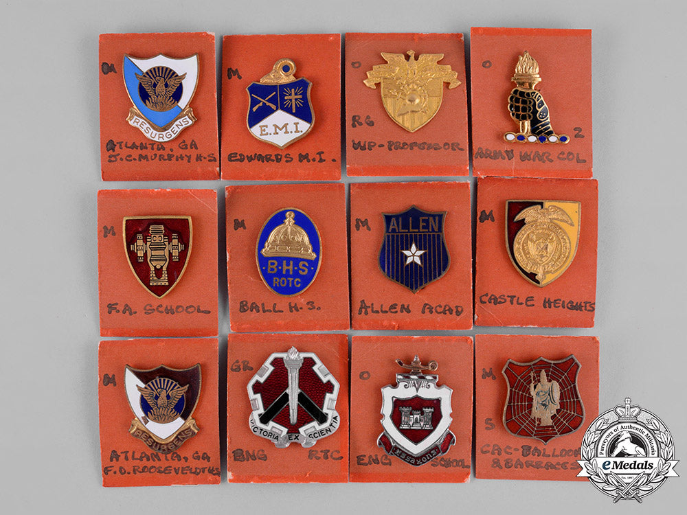 united_states._forty-_nine_regimental_school_insignia_badges_c18-044557