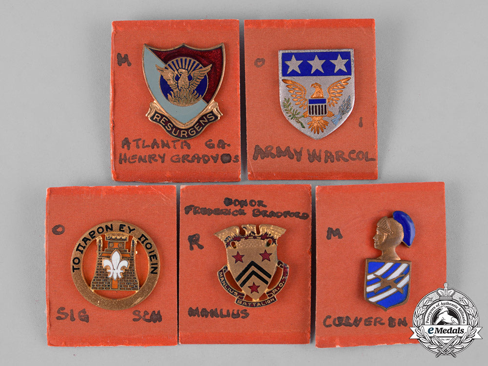united_states._forty-_nine_regimental_school_insignia_badges_c18-044563