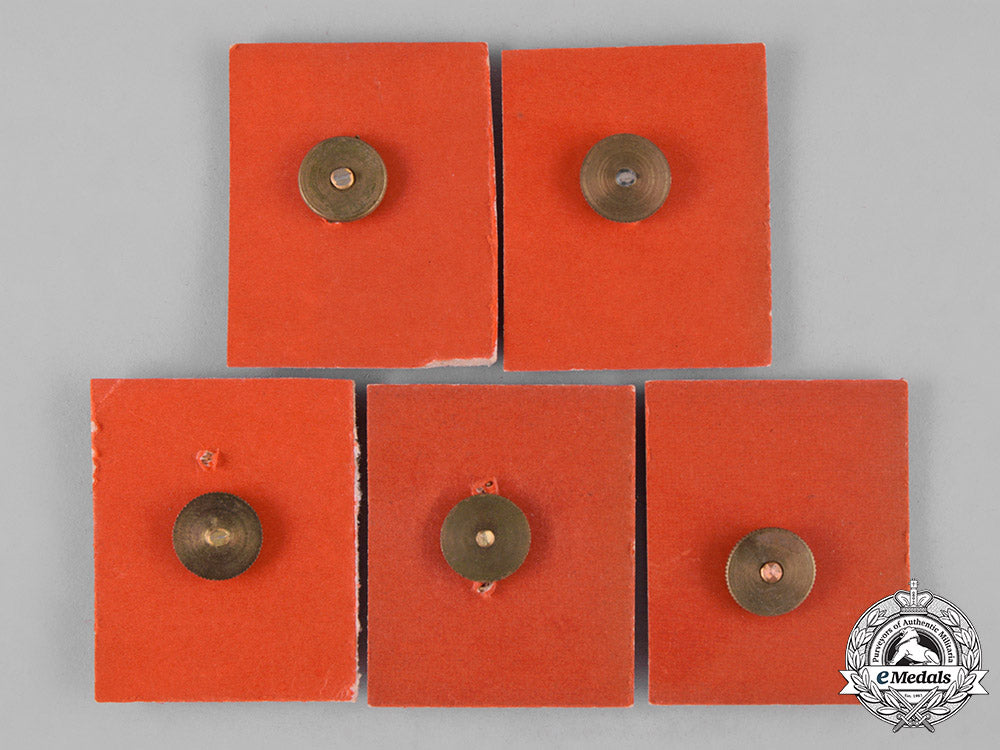 united_states._forty-_nine_regimental_school_insignia_badges_c18-044564