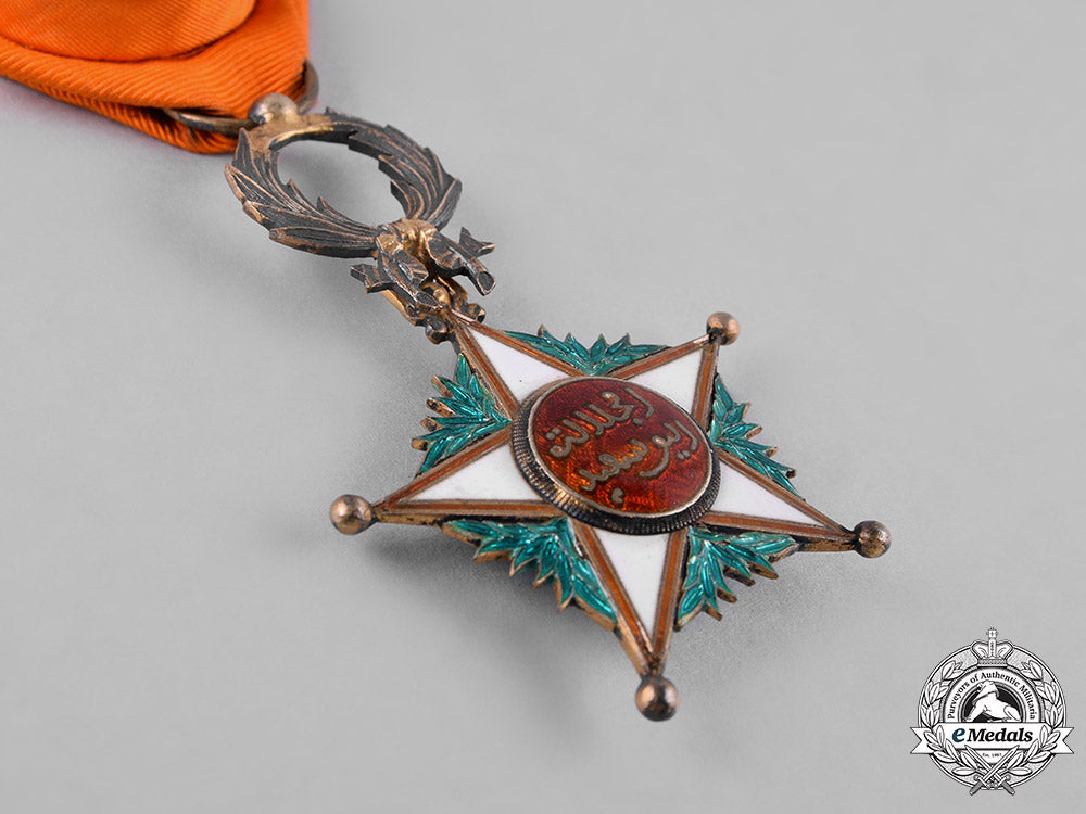 morocco,_french_protectorate._an_order_of_ouissam_alaouite,_iv_class_officer,_c.1935_c18-044609