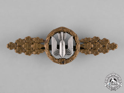 germany,_luftwaffe._a_bomber_pilot’s_clasp,_bronze_grade,_by_g.h._osang_c18-044756