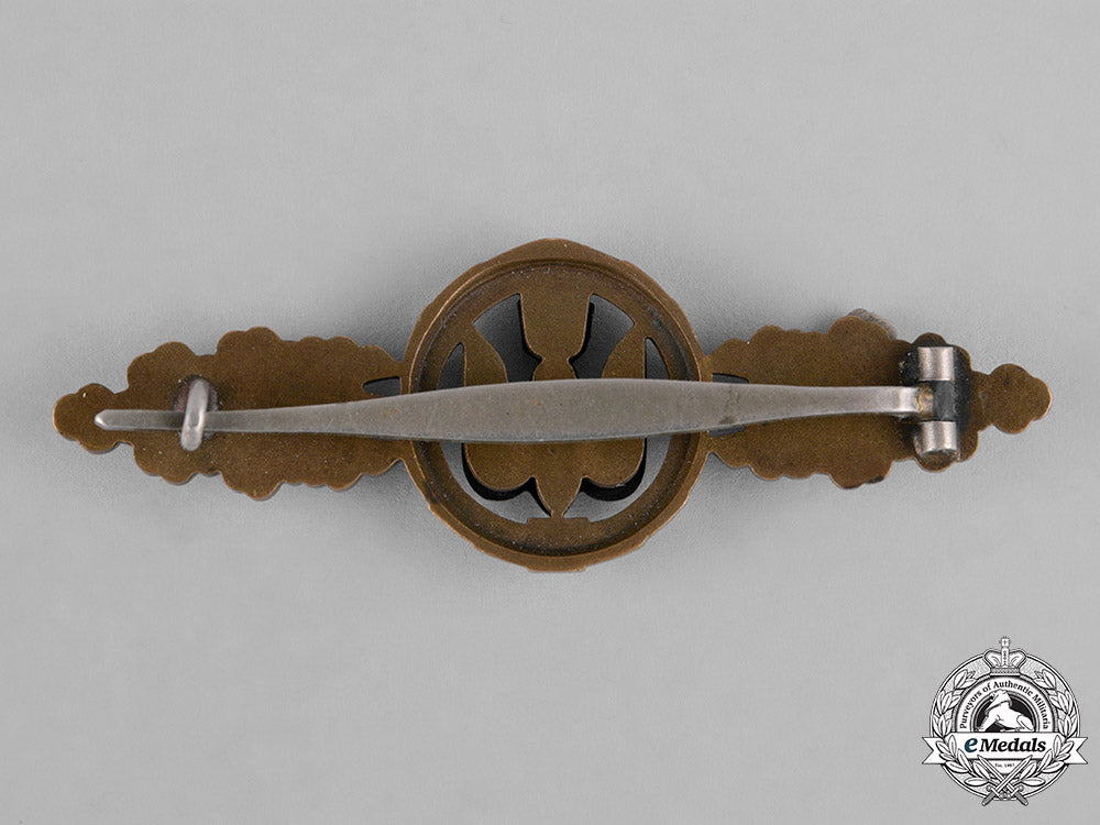 germany,_luftwaffe._a_bomber_pilot’s_clasp,_bronze_grade,_by_g.h._osang_c18-044757