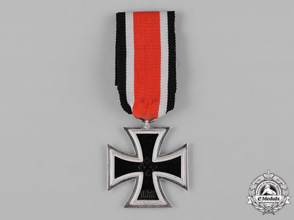 germany,_wehrmacht._a1939_iron_cross_ii_class_c18-044805