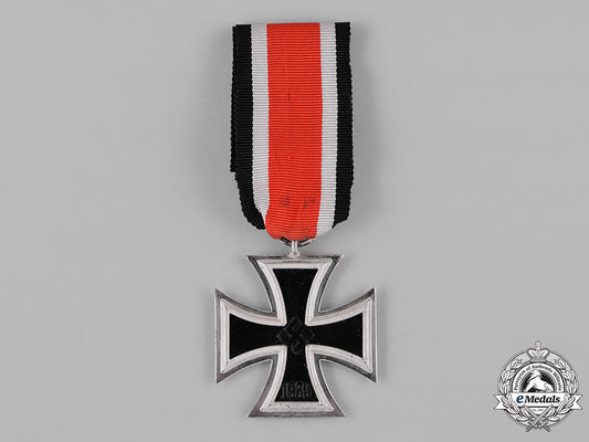 germany,_wehrmacht._a1939_iron_cross_ii_class_c18-044805