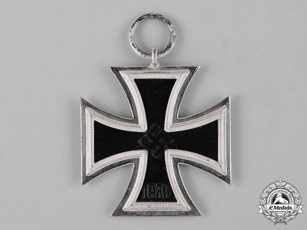 germany,_wehrmacht._a1939_iron_cross_ii_class_c18-044806