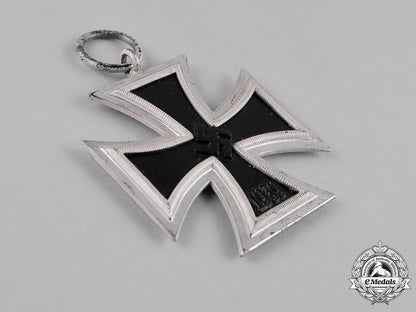 germany,_wehrmacht._a1939_iron_cross_ii_class_c18-044808