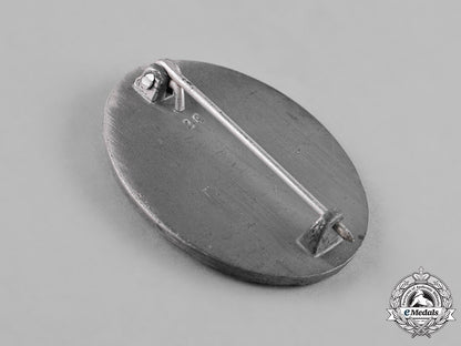 germany,_wehrmacht._a_silver_grade_wound_badge_by_b.h._mayer_c18-044836