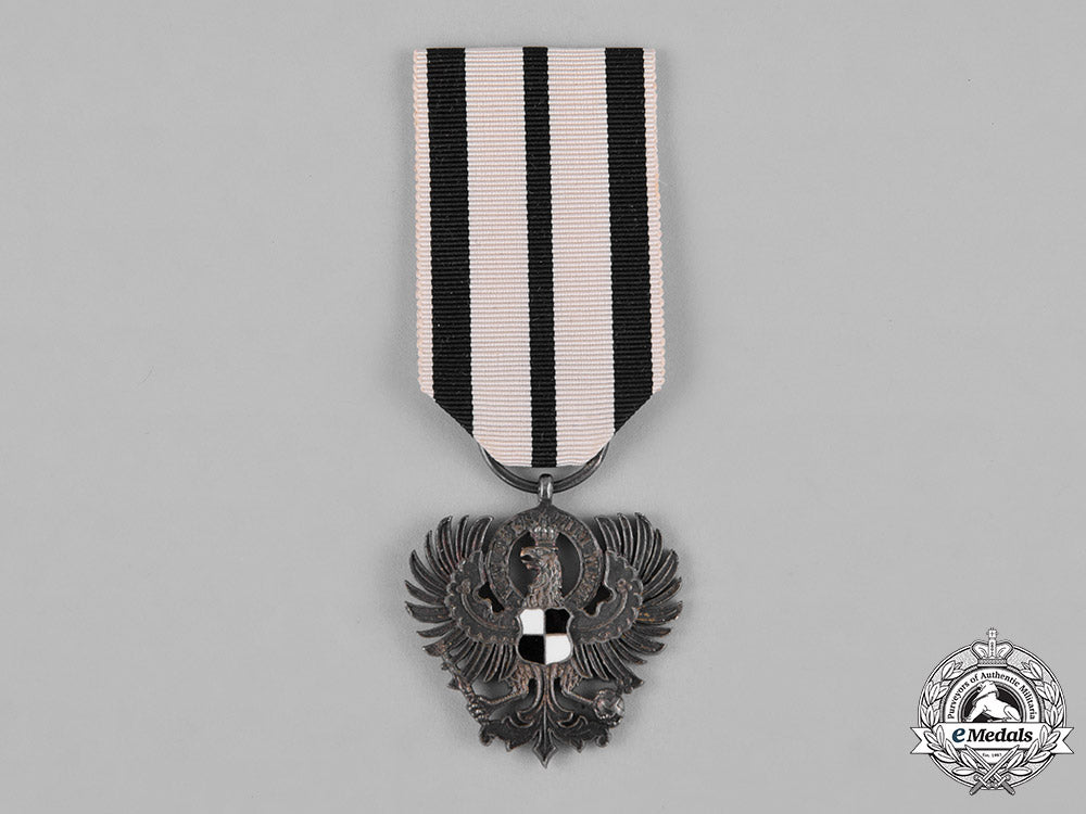 prussia,_kingdom._a_house_order_of_hohenzollern,_member's_badge,_c.1900_c18-044961