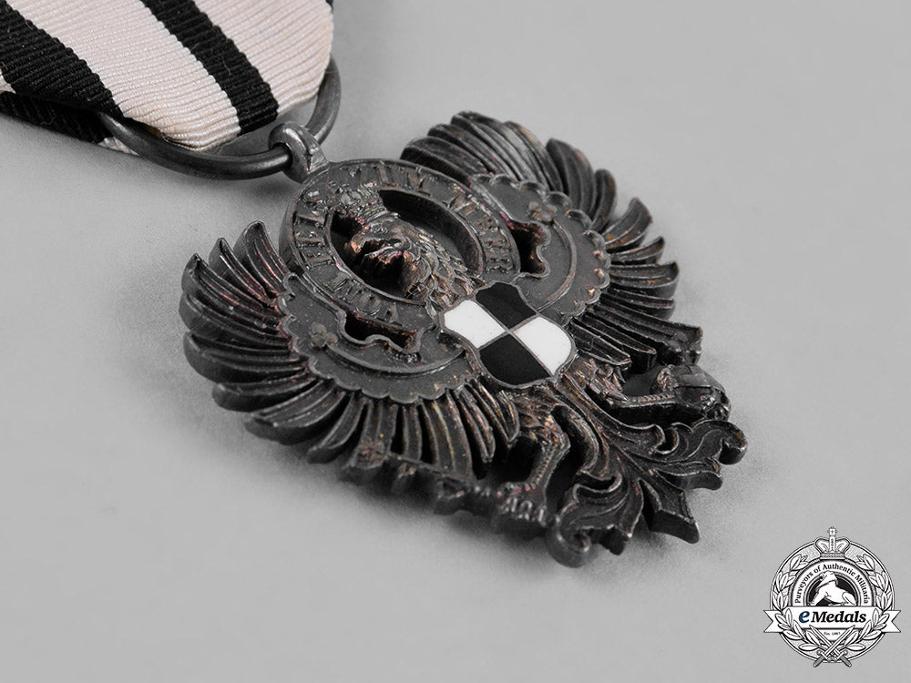 prussia,_kingdom._a_house_order_of_hohenzollern,_member's_badge,_c.1900_c18-044964