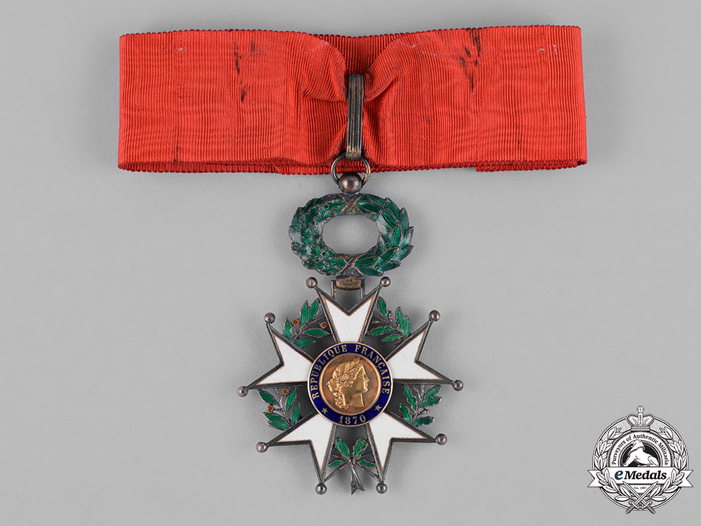 france._third_republic._an_order_of_the_legion_of_honour,_iii_class_commander,_c.1920_c18-045009