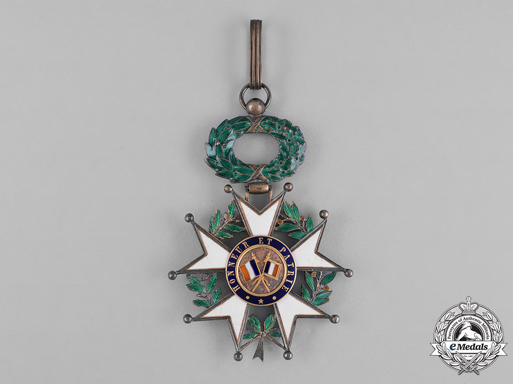 france._third_republic._an_order_of_the_legion_of_honour,_iii_class_commander,_c.1920_c18-045011