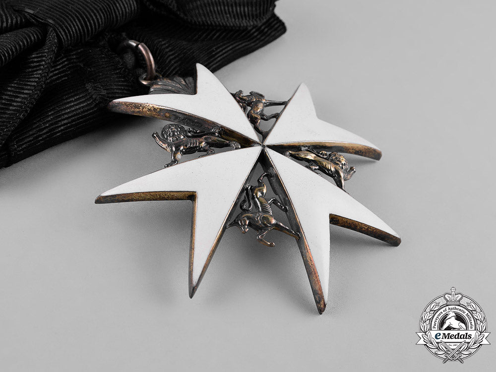 united_kingdom._an_order_of_st._john,_i_class_grand_cross,_balliffs_and_dames,_c.1918_c18-045064