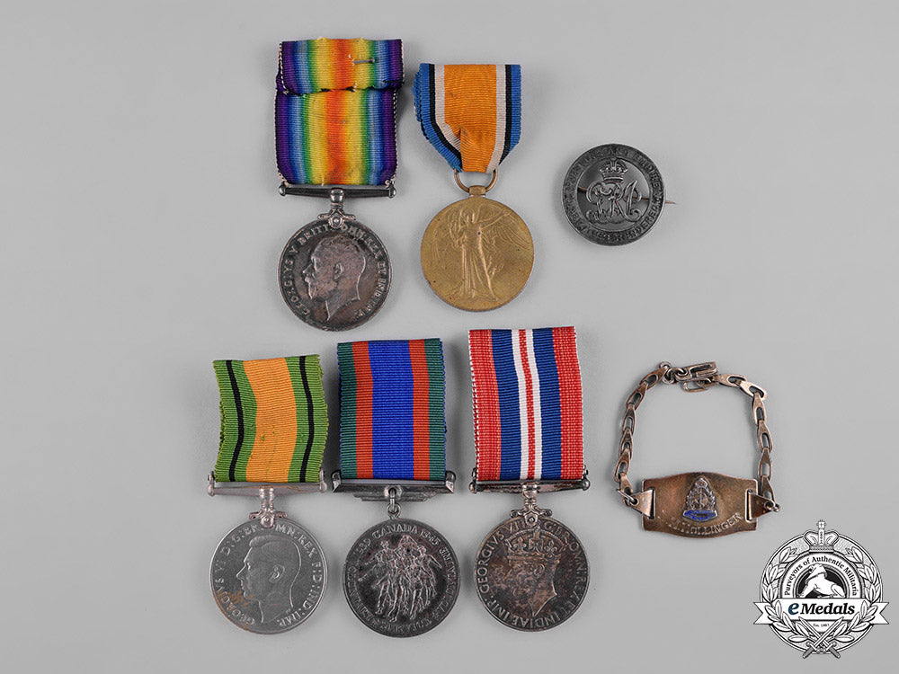 canada._a_first&_second_war_hollinger_family_grouping_c18-045218