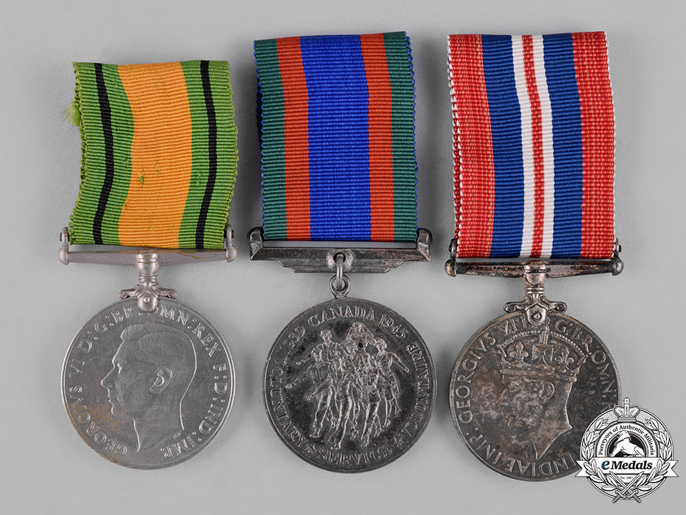 canada._a_first&_second_war_hollinger_family_grouping_c18-045222