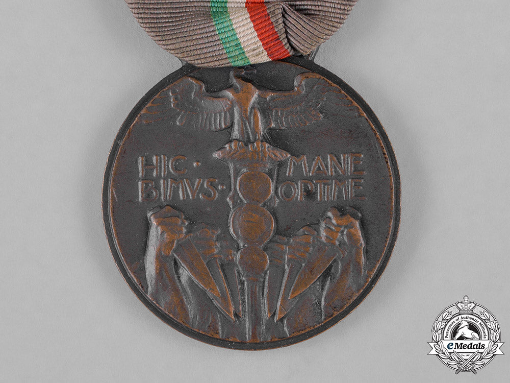 italy,_kingdom._a_medal_for_the_expedition_to_fiume1919_c18-045250