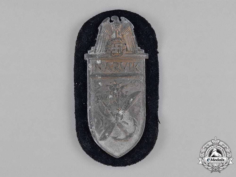 germany,_kriegsmarine._a_kriegsmarine_issue_narvik_shield_c18-045302