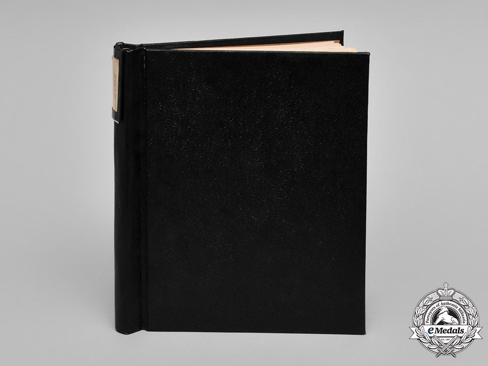 united_states._twenty_eight_badges&_insignia_with_badge_collectors_identification_guide_c18-045397