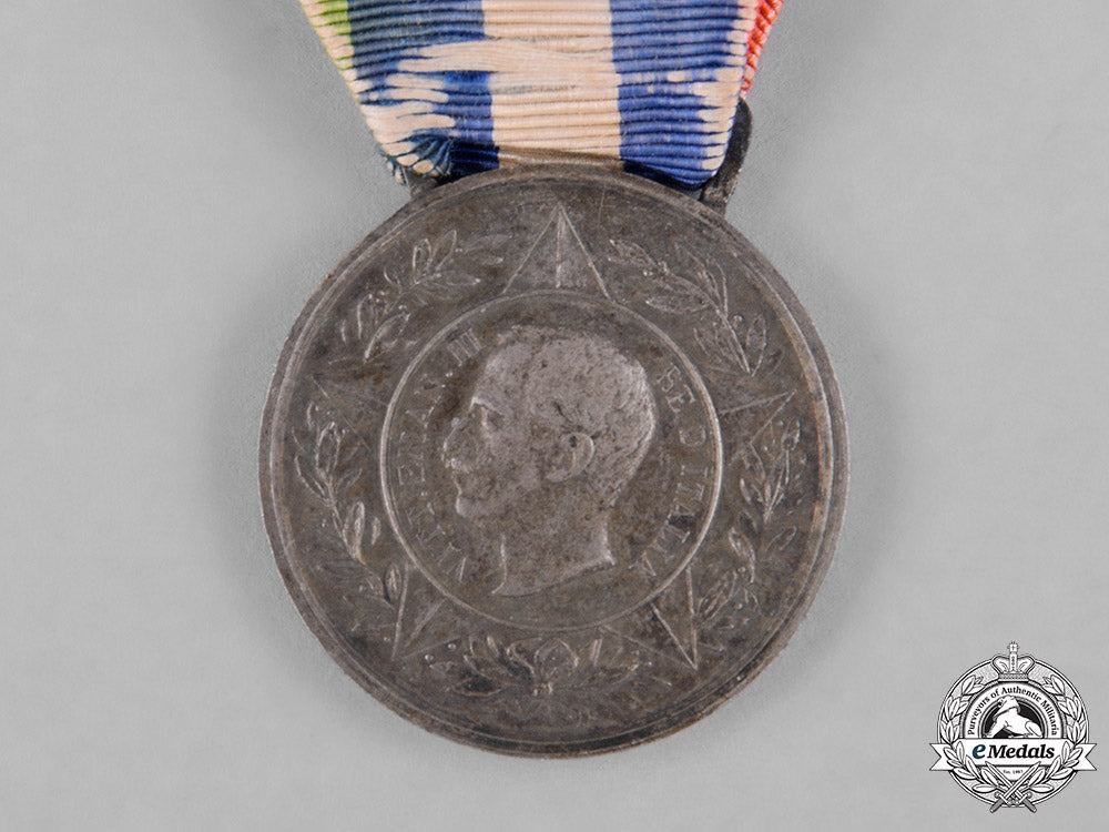 italy,_kingdom._a_medal_for_the_guard_of_honour_at_the_tomb_of_kings_vittorio_emanuele_ii_and_umberto_i,_c.1925_c18-045548_1