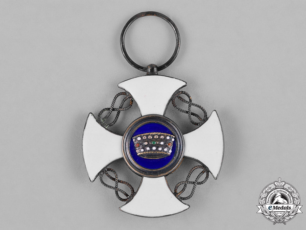 italy,_kingdom._an_order_of_the_crown_of_italy,_v_class_knight,_c.1945_c18-045598