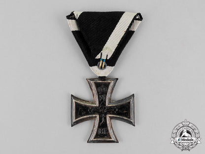 germany,_imperial._an_iron_cross1914,_ii_class_by_the_royal_mint_c18-0456
