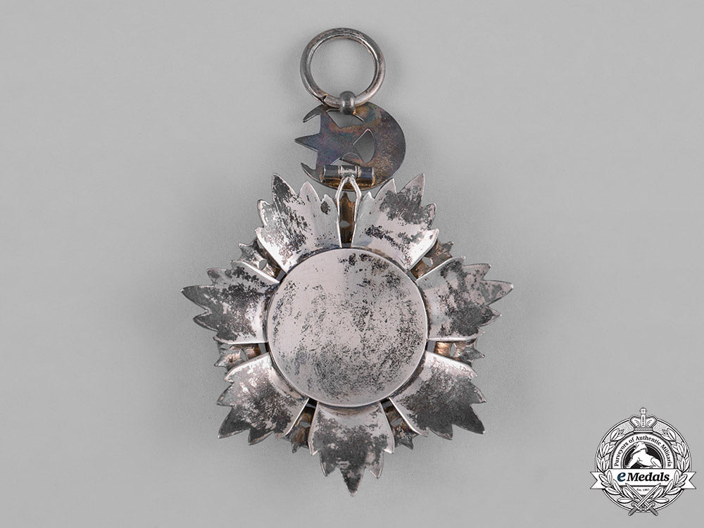 turkey,_ottoman_empire._an_order_of_medjidie(_mecidiye),_v_class_knight,_c.1915_c18-045615_2