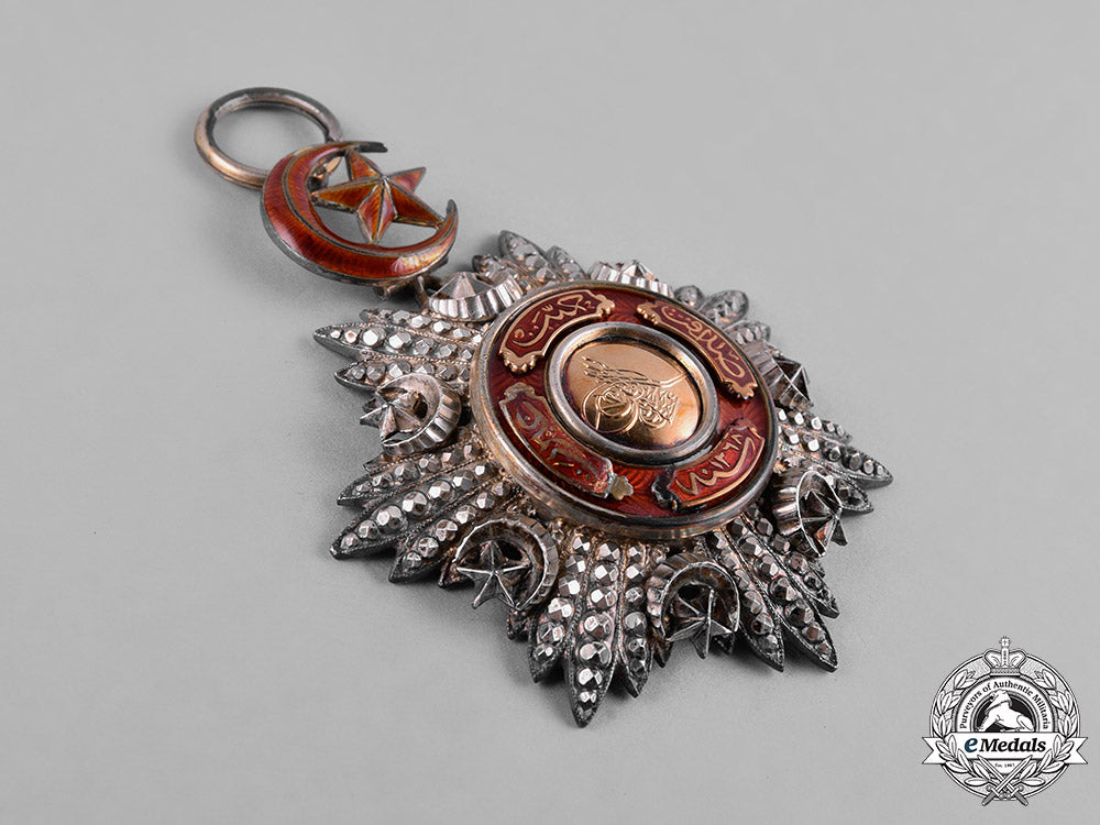 turkey,_ottoman_empire._an_order_of_medjidie(_mecidiye),_v_class_knight,_c.1915_c18-045616_2