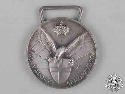 italy,_kingdom._an_aeronautic_valour_medal,_ii_class_silver_grade,_c.1930_c18-045688_1