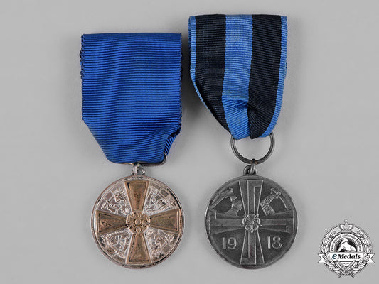 finland,_republic._two_medals&_awards_c18-045695