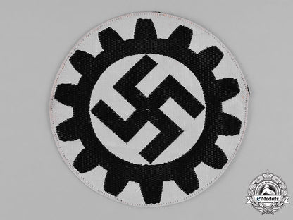 germany,_daf._a_mint_daf_member’s_sport_shirt_insignia_c18-045749_1