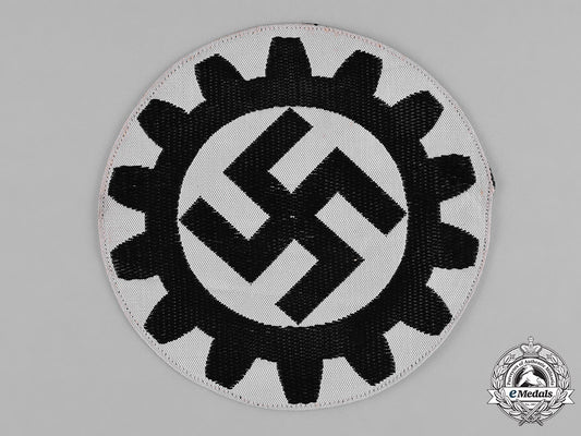 germany,_daf._a_mint_daf_member’s_sport_shirt_insignia_c18-045749_1