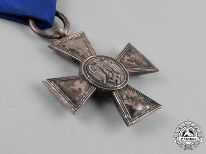germany,_wehrmacht._an18-_year_long_service_award_c18-045787